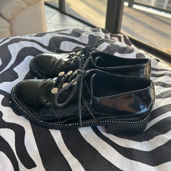 Josiny Shiny Black Oxford Shoes with Rhinestones - Picture 2 of 8